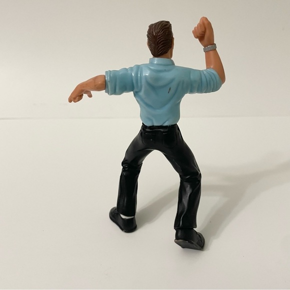 Vtg 1999 WCW Referee Wrestling Action Figure Toy Biz - Picture 3 of 9